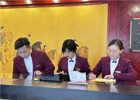 1697101758475575.jpg ce820325c2e99d6bb3588799bf283e4_副本.jpg