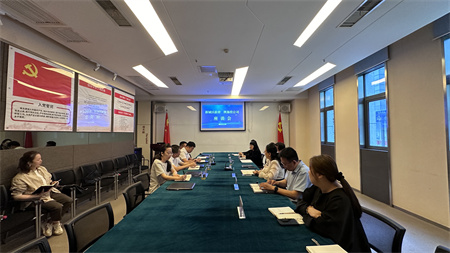 1717601512832211.jpg 陜外集團陜海投公司與西安市新城區(qū)人民政府舉行座談會_副本.jpg